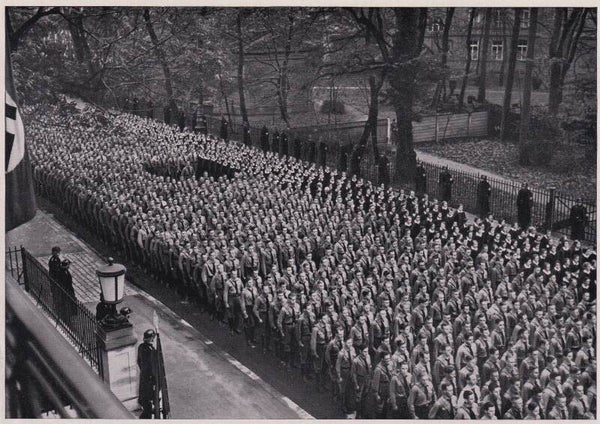 Hitler Jugend vor feierlichen Aufnahme / Sammelwerk Nr. 15 / Bild Nr. 169 Gruppe 63