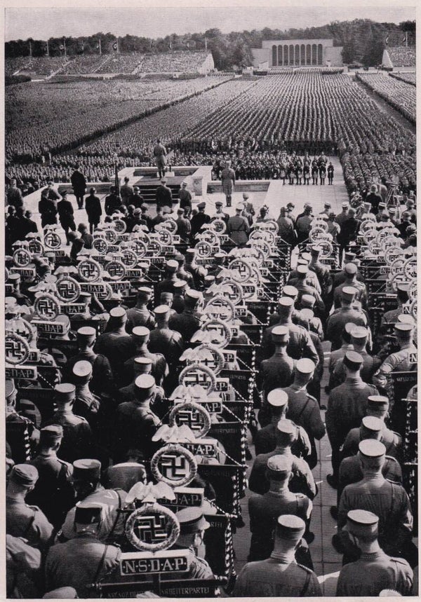 Reichsparteitag Standartenweihe und Totenehrung / Sammelwerk Nr. 15 / Bild Nr. 190 Gruppe 63