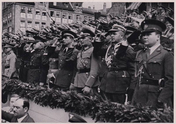 Die ausländischen Militärattaches am Parteitag / Sammelwerk Nr. 15 / Bild Nr. 76 Gruppe 65