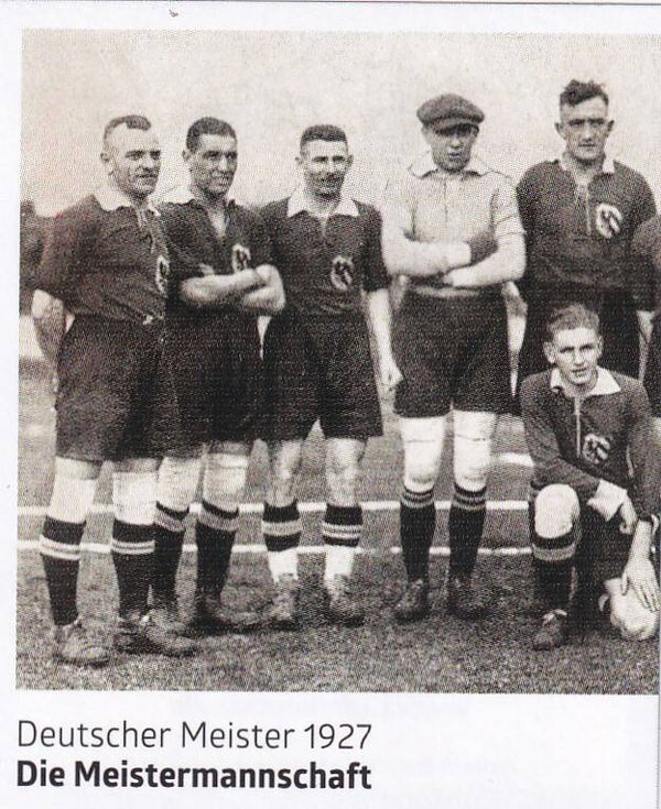 Die Meisterschaft - Panini 125 Jahr 1.FC Nürnberg - Deutscher Meister 1927 - Nr. 97