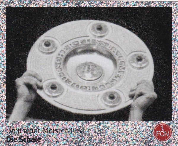 Die Schale - Panini 125 Jahre 1.FC Nürnberg - Deutscher Meister 1961 - Nr. 111