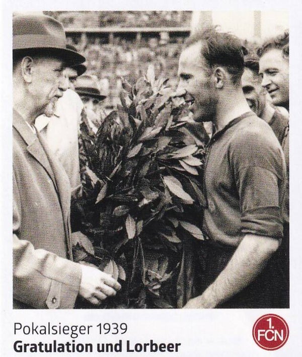 Gratulation und Lorbeer - Panini 125 Jahre 1.FC Nürnberg - Pokalsieger 1939 - Nr. 180