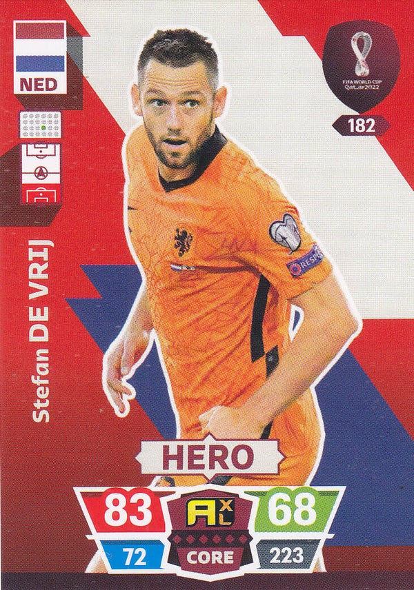 Stefan de Vrij / Holland / Panini WM 2022 / Basis Karte / Hero / Nr.182