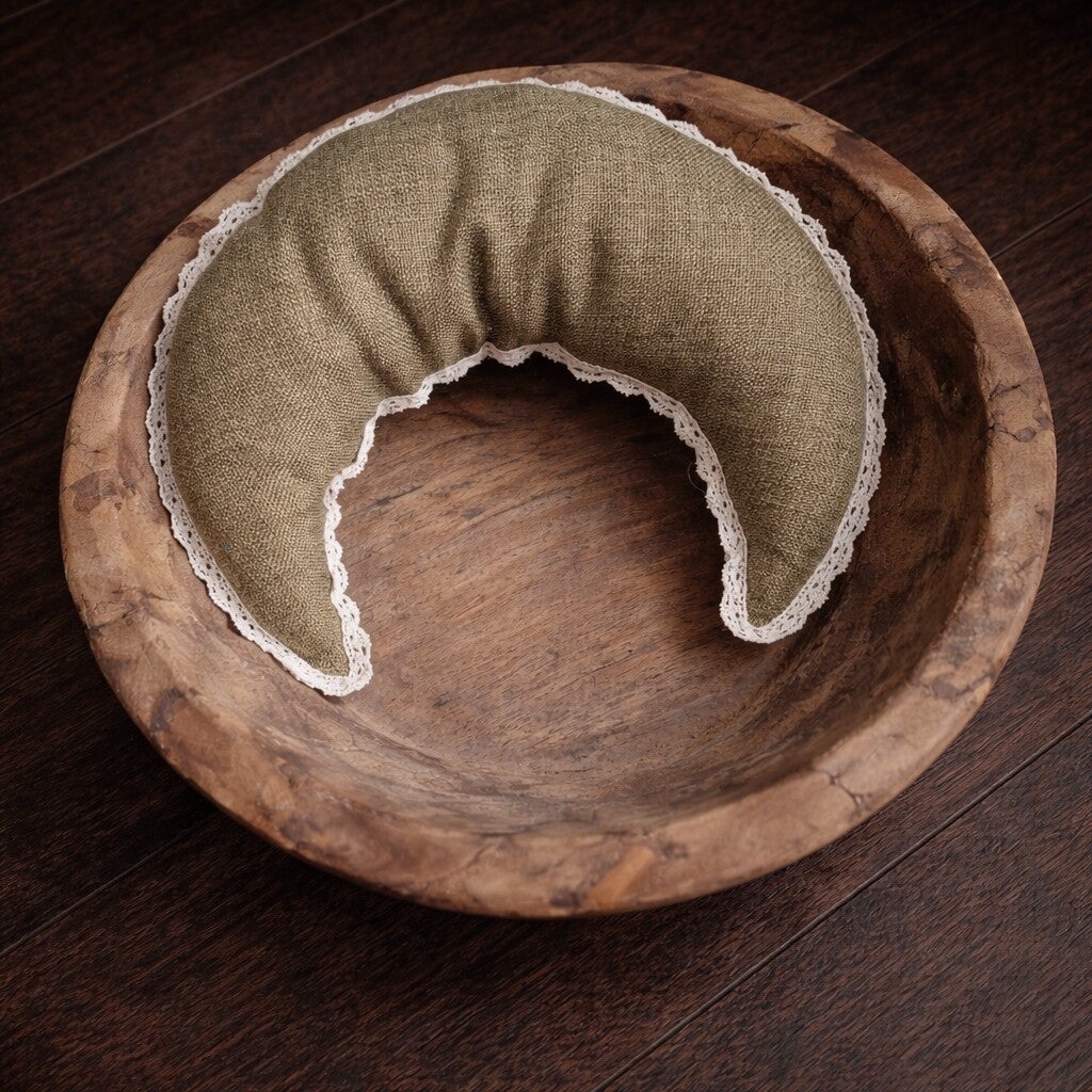 Khaki Moon Pillow with Lace | Newborn Photography Posing Prop