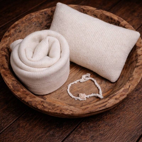 Newborn Knit Set – Pillow, Wrap & Headband