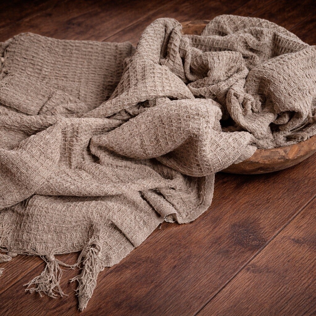 Textured Blanket “Taupe” – Natural & Timeless