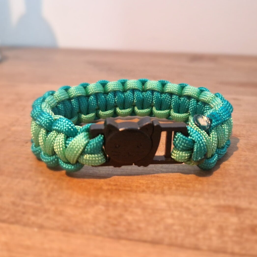 Collier chat