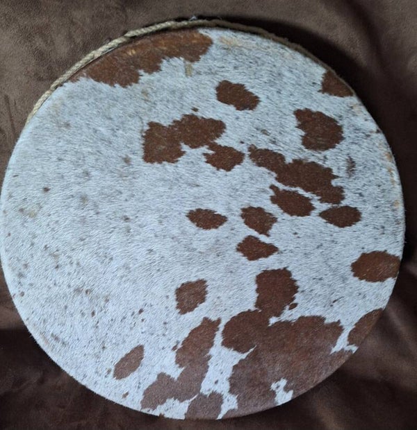 Gevlekte paardendrum op een essenhouten frame van 40 cm