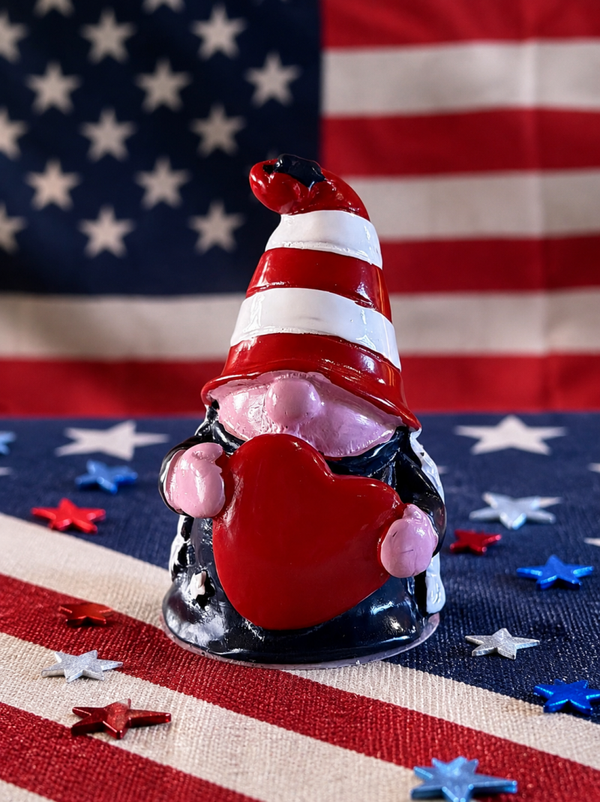 4th of July Mini Gnome w/Heart