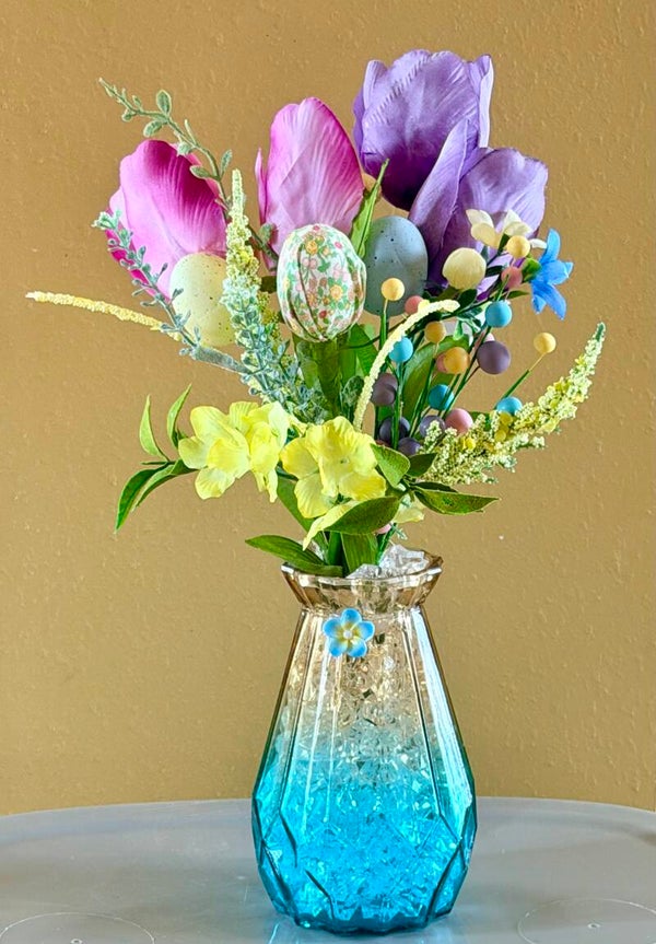 Easter Wishes & Petals  🐣🐇