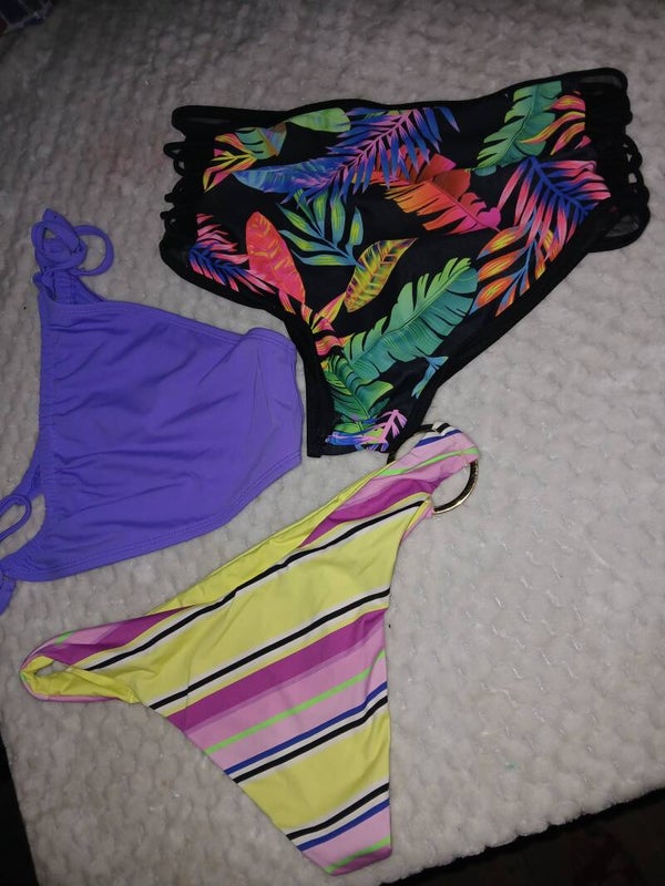 Assorted swimsuit bottoms