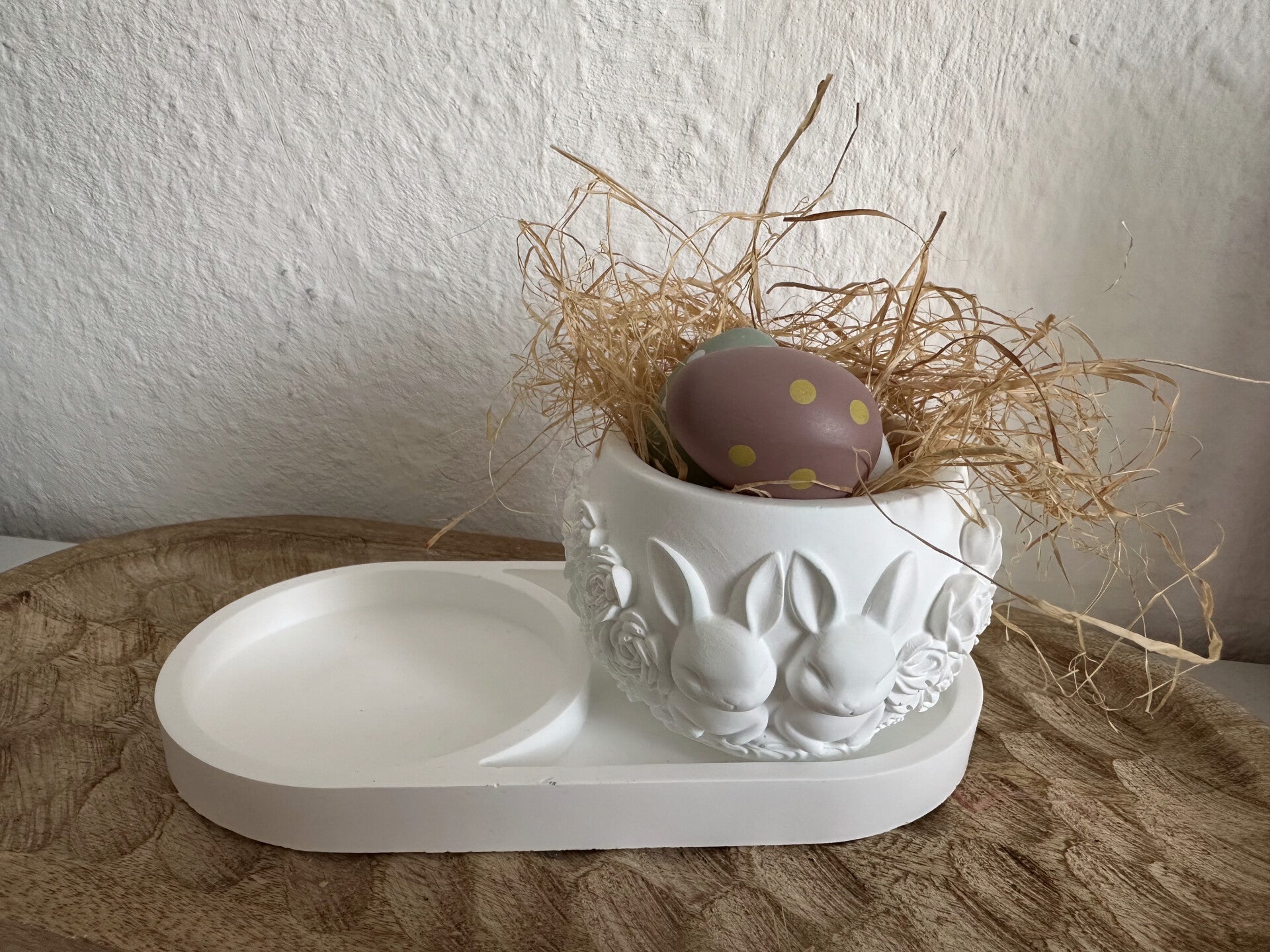 Deko-„Ostern“ aus Raysin – handgefertigte Ablage für Kerzen & Accessoires