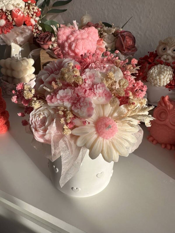 Kerzenstrauß "pink Valentine Bärchen " handgegossen aus Rapswachs