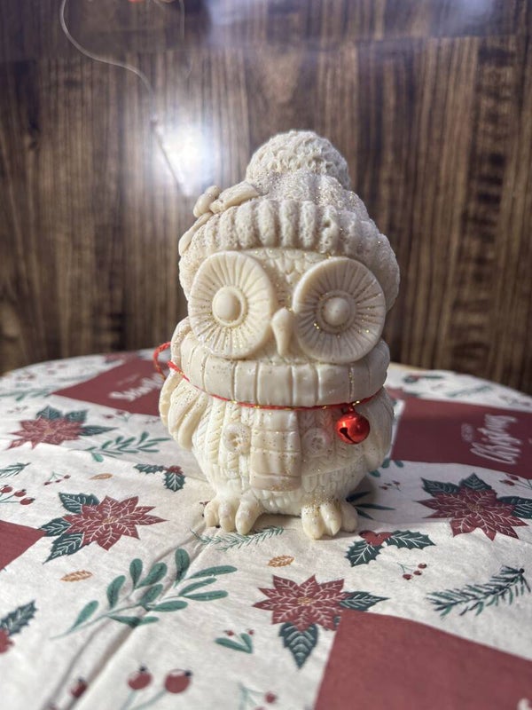 Kerze "Weihnachtliche Eule" – Handgemachtes Rapswachs