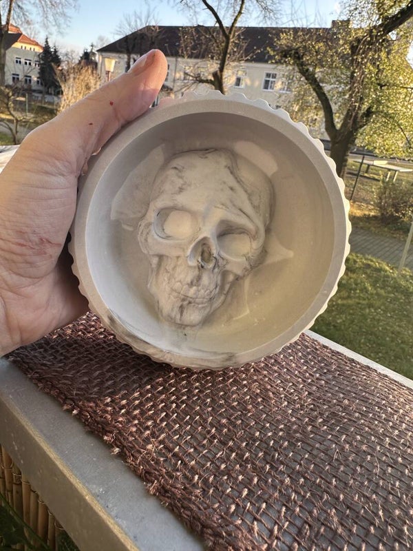 Deko-Tablett „Aschenbecher“ aus Raysin – handgefertigte Ablage für Accessoires