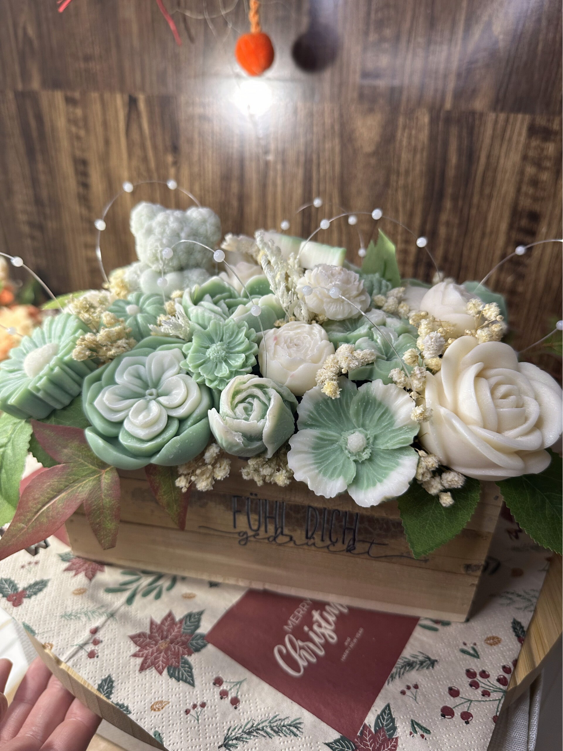 Kerzenstrauß "Grüner Blumenwiese" handgegossen aus Rapswachs