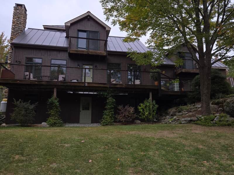 Freshly sprayed residential exterior in Sullivan County, NH! 🏡 Offering Interior and Exterior Residential Painting services in this area and surrounding Sullivan and Merrimack Counties, NH! 🎨 #Painting #Homes #Exteriors #Interiors #Services #Counties