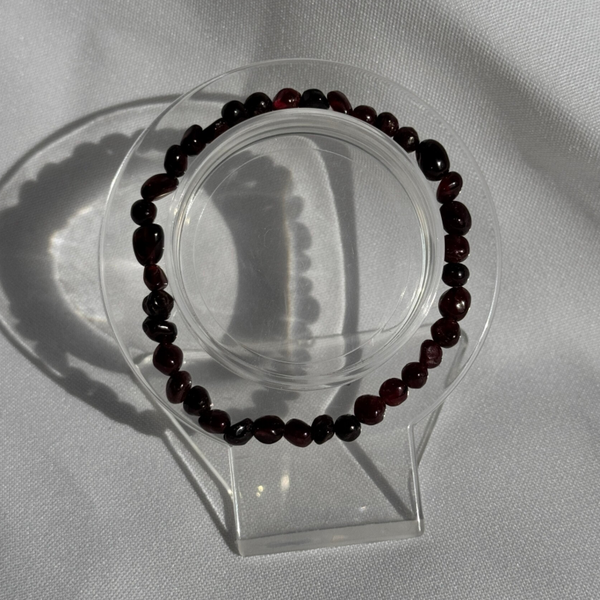 Armband Granaat trommelsteen