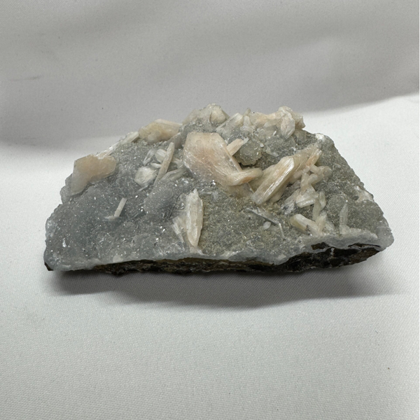 Chalcedoon met Stilbiet ruw