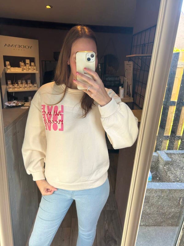 Love sweater | wit