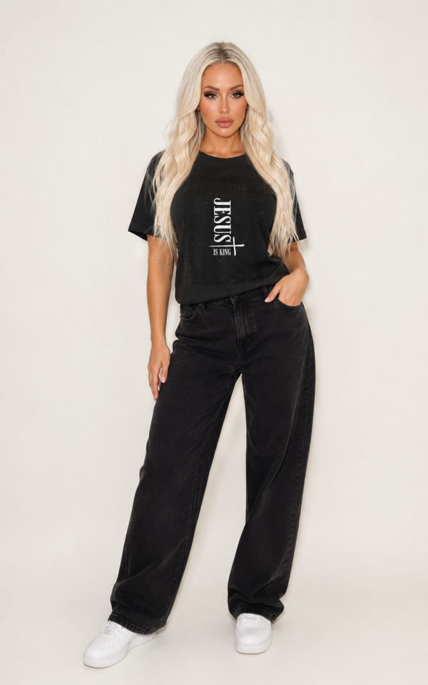 Jesus is King – Unisex Tee