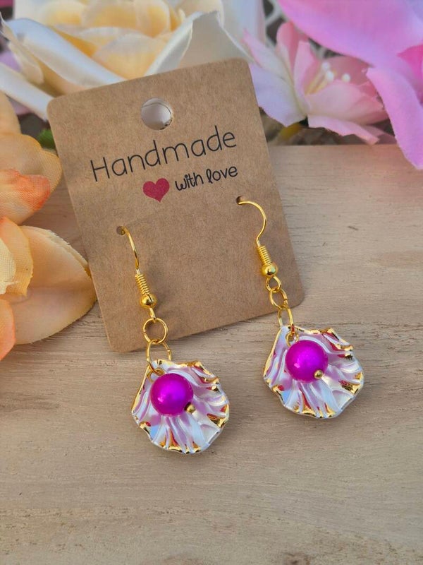 Perle de coquillage rose vif