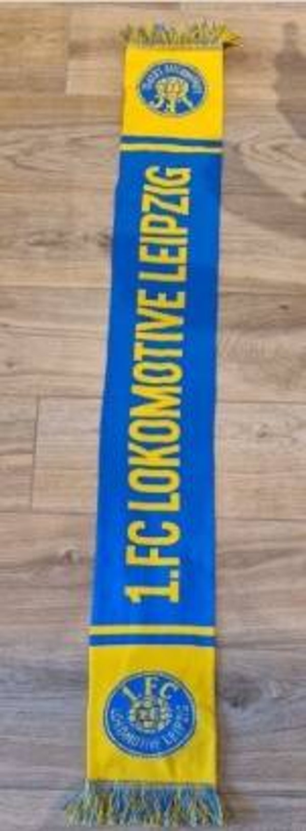 1.FC Lokomotive Leipzig Fanschal mit Fransen  Zustand wie Neu ⚽️⚽️⚽️⚽️