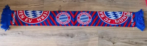 FC Bayer München Fanschal mit Fransen Zustand top Orginal