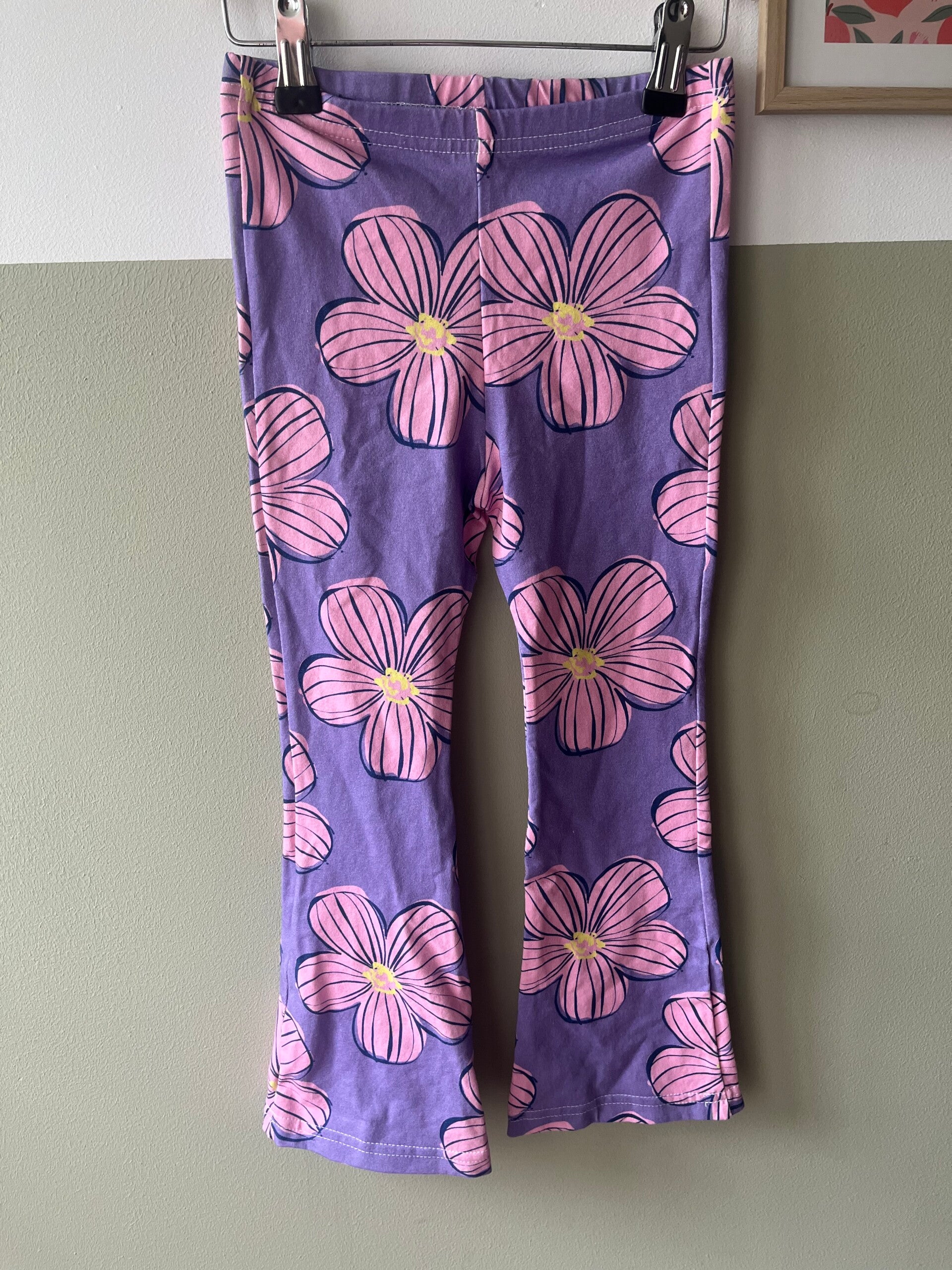 Flared - flowers paars 122/128