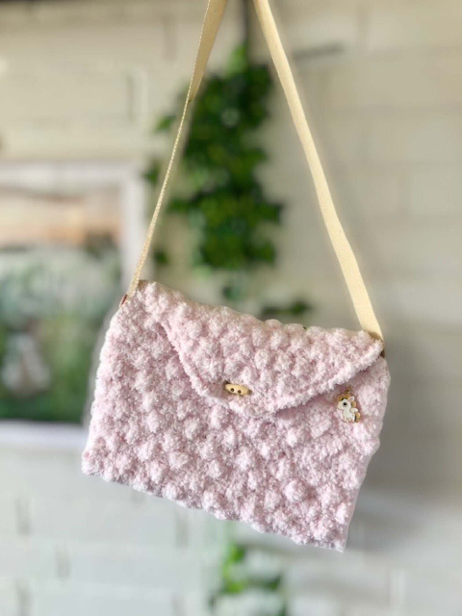 Hæklet lyserød boble skuldertaske