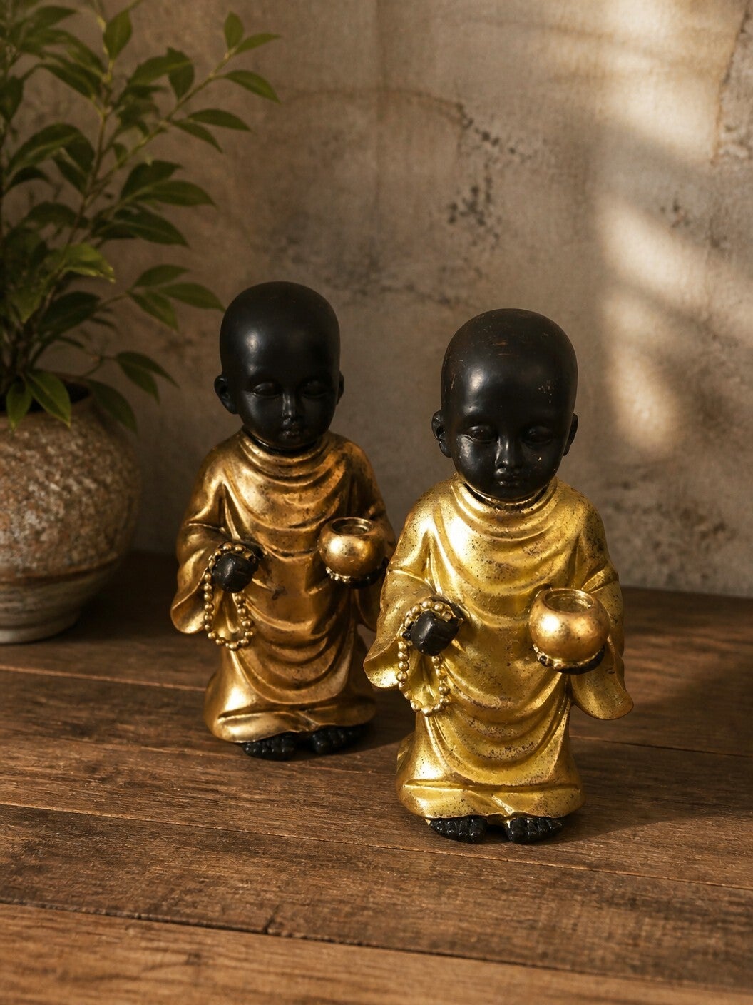 Buddha keramik munke