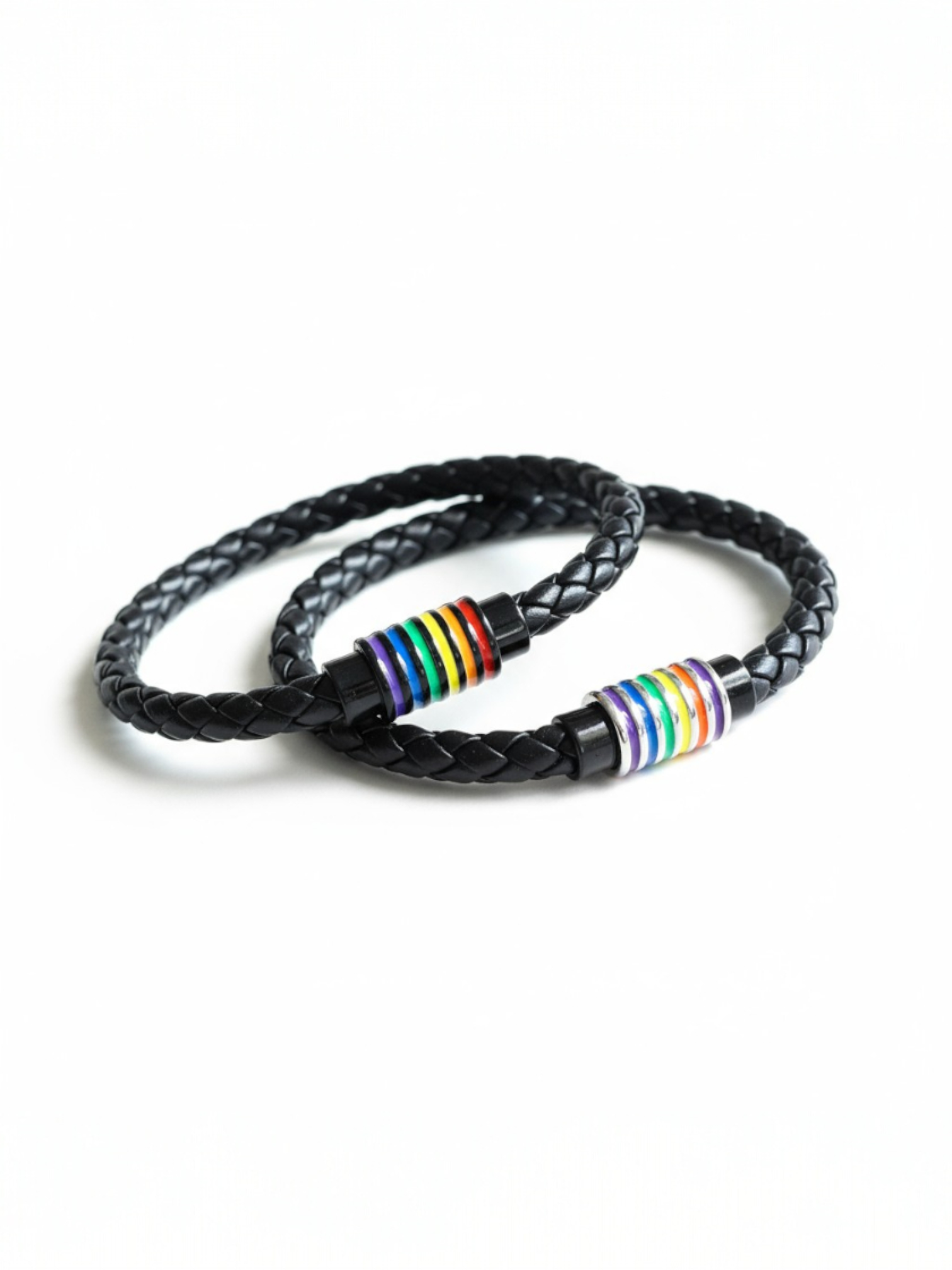 Sorte armbånd med regnbuefarvet magnetlås