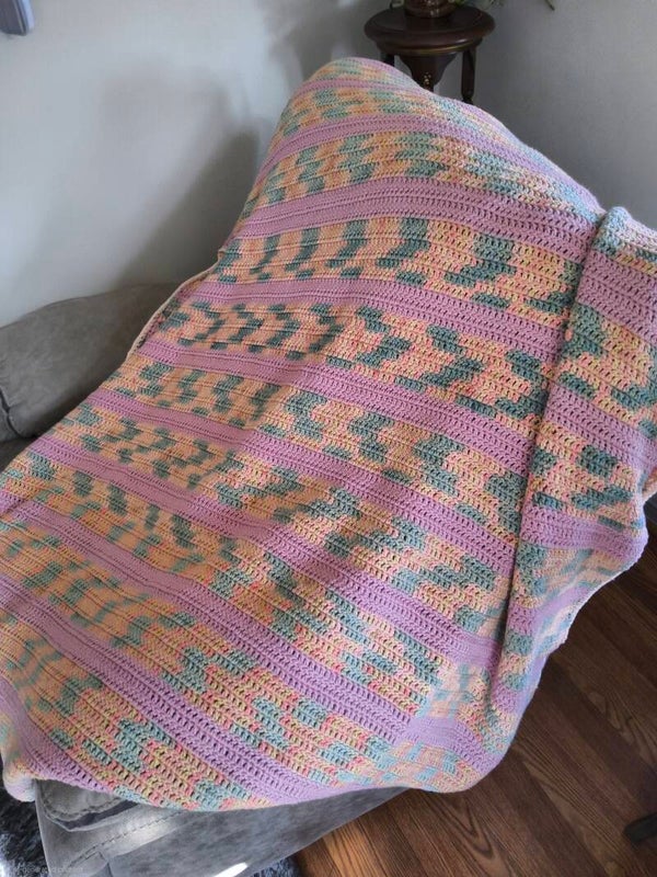 Earth Tone Full-size Blanket