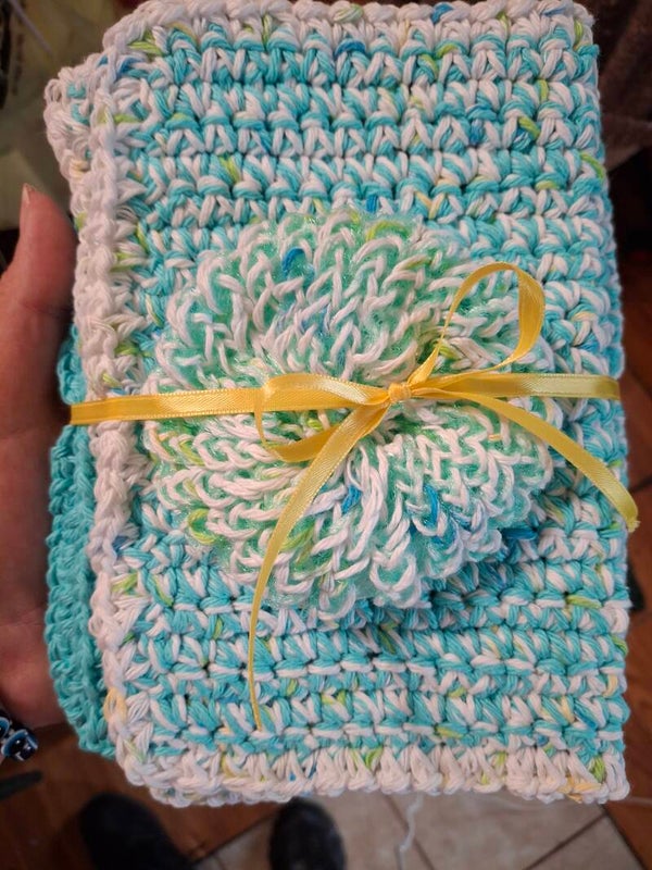 Turquoise and white Kitchen set