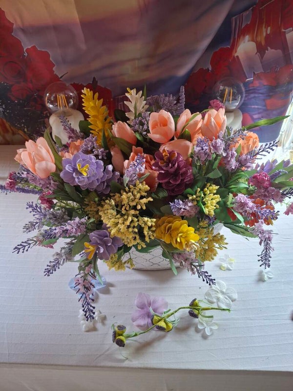 #23 Large Tulip Basket