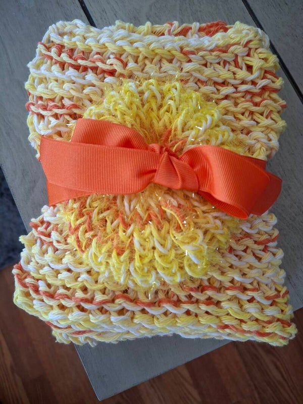 #43 Sunshine Yellow, Orange & White 3 Piece Kitchen set with scrubbie