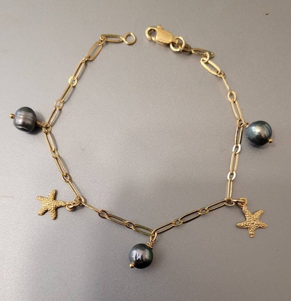 Bracelet en plaqué or et véritables perles naturelles