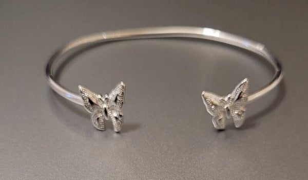 Bracelet jonc en argent motifs papillons