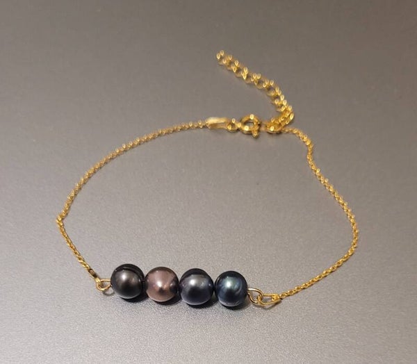 Bracelet en plaqué or ajustable et véritables perles naturelles