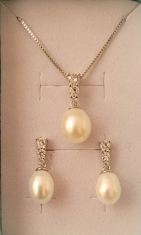 Parure en argent collier et boucles d'oreilles véritables perles naturelles
