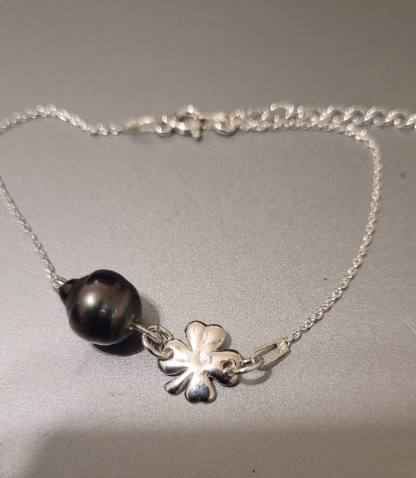 Bracelet trèfle en argent 21cm et véritable perle de tahiti cerclée
