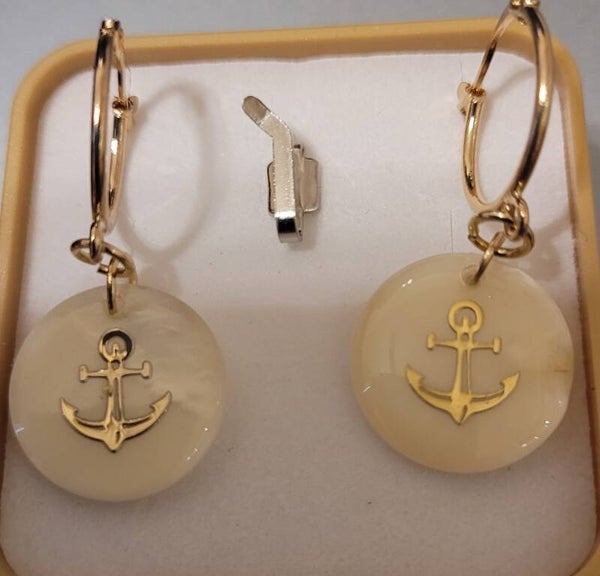 Créoles ancre 19mm en plaqué or véritable nacre