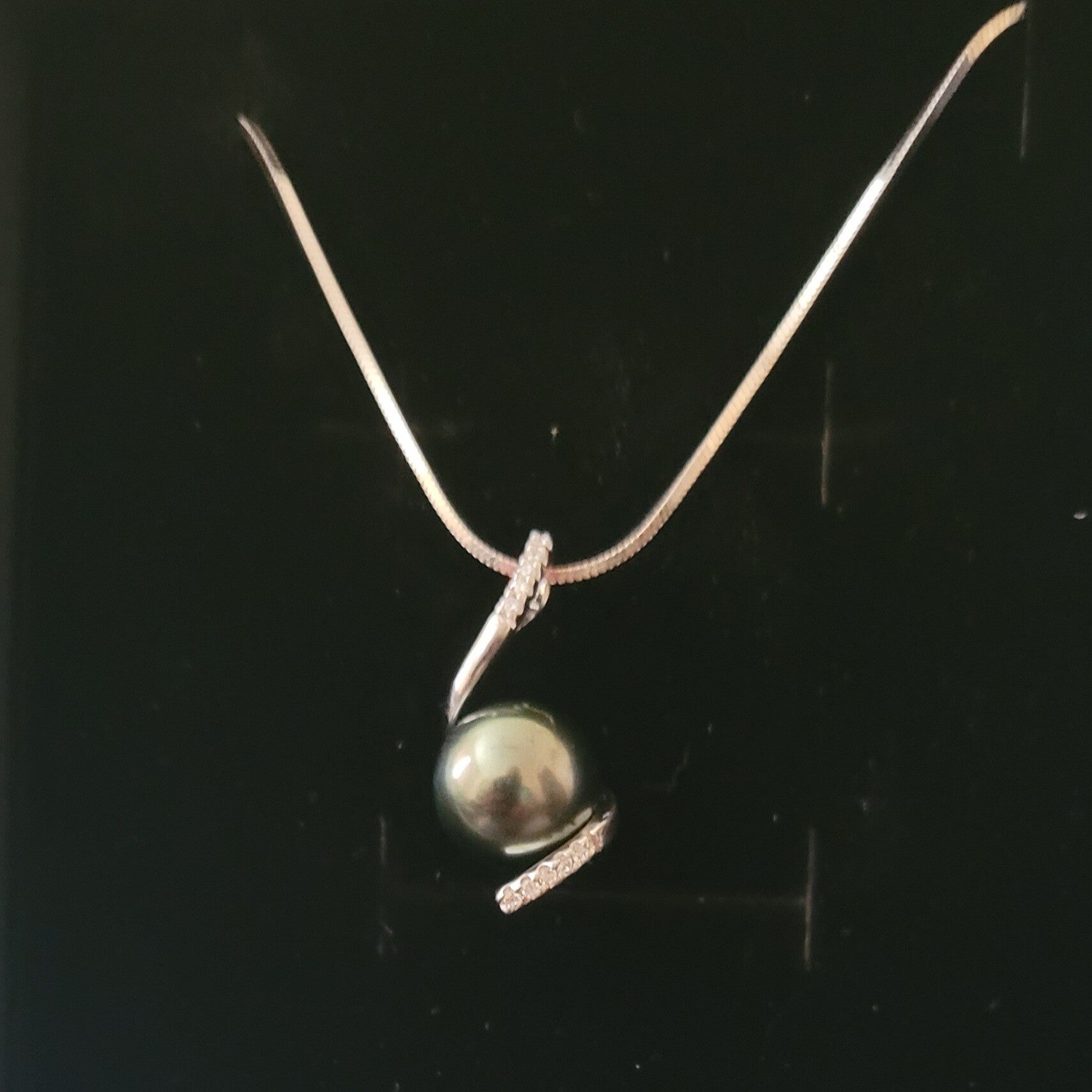 Collier 45cm en argent pendentif perle de tahiti