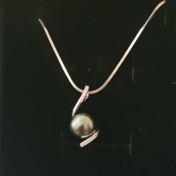 Collier 45cm en argent pendentif perle de tahiti