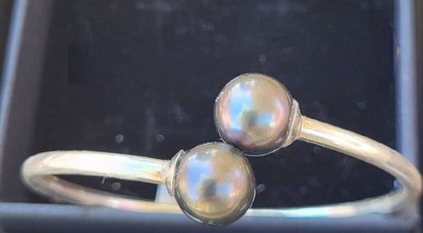 Bracelet jonc toi et moi ovale en argent 2 perles de tahiti