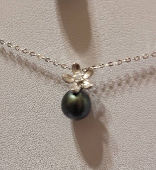 Collier 45cm ajustable en argent pendentif perle de tahiti