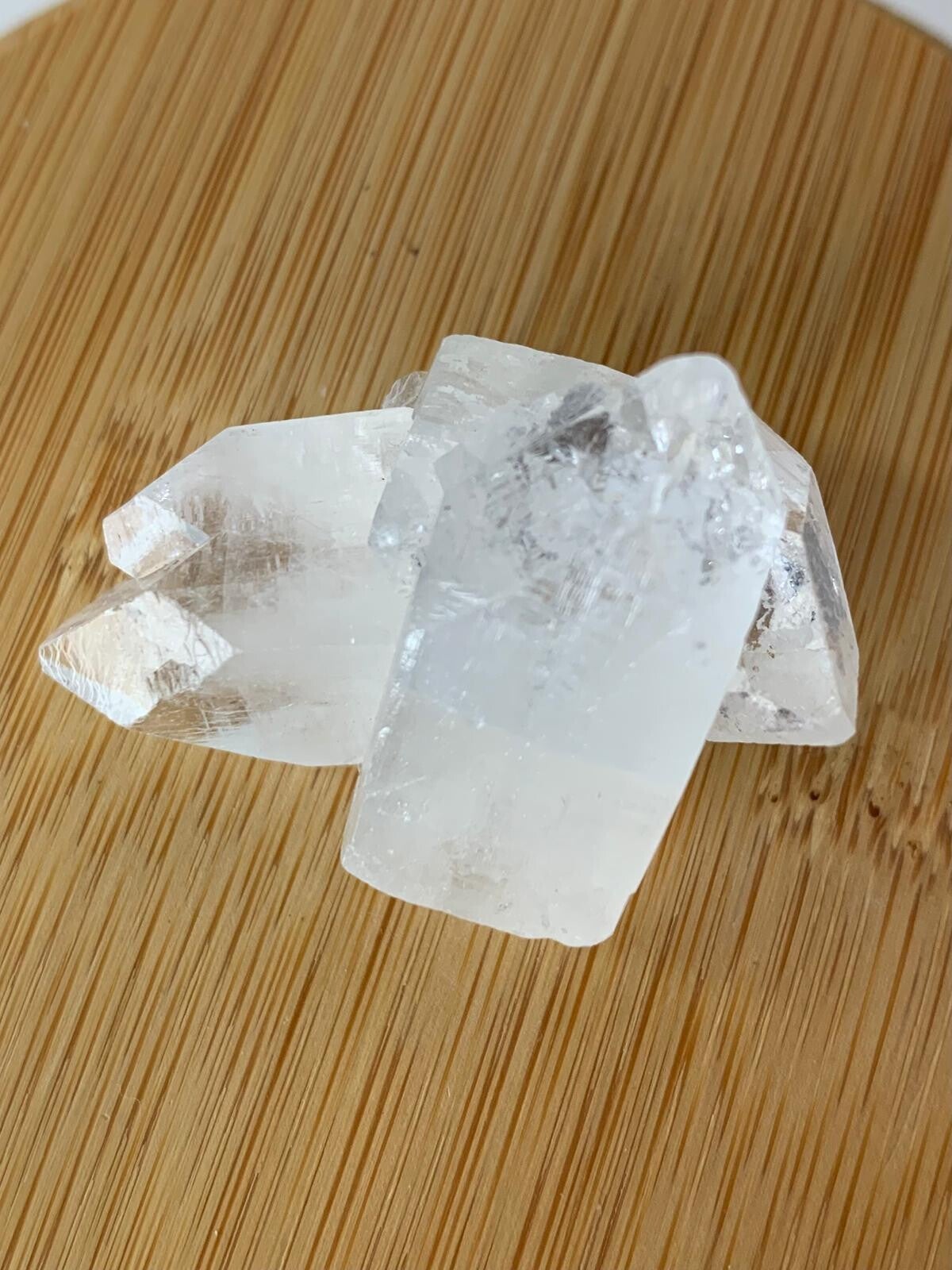 Diamond apofyliet cluster