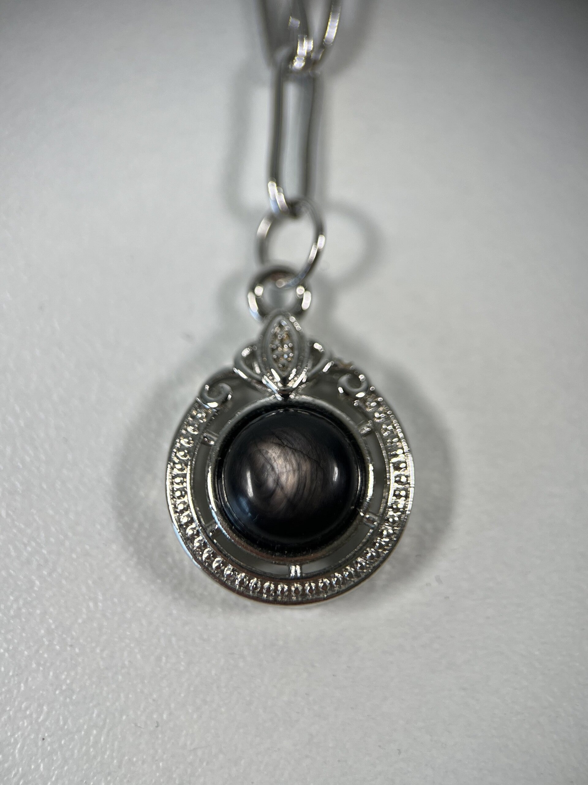 Hypersteen zilveren ketting