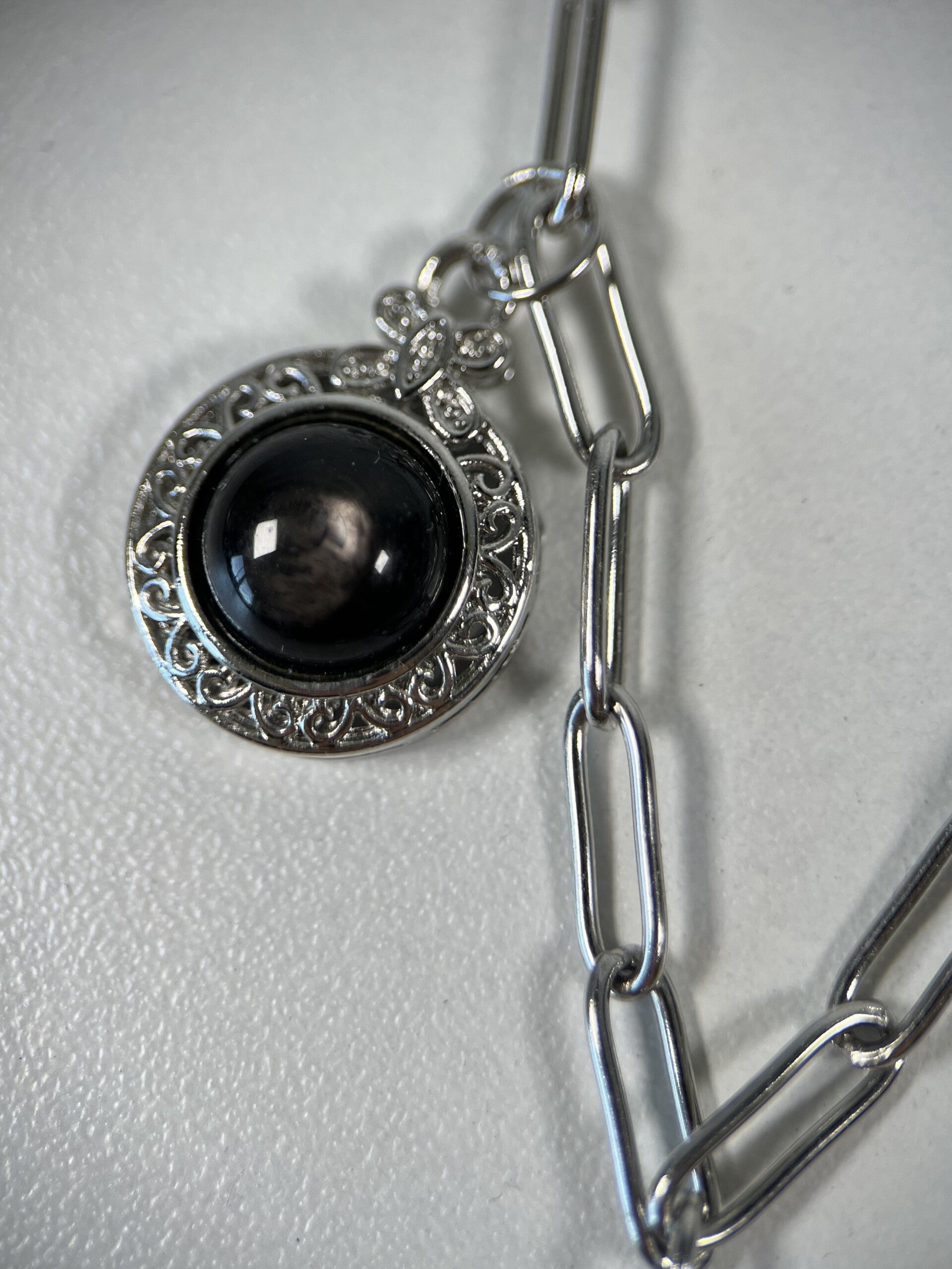 Hypersteen zilveren ketting
