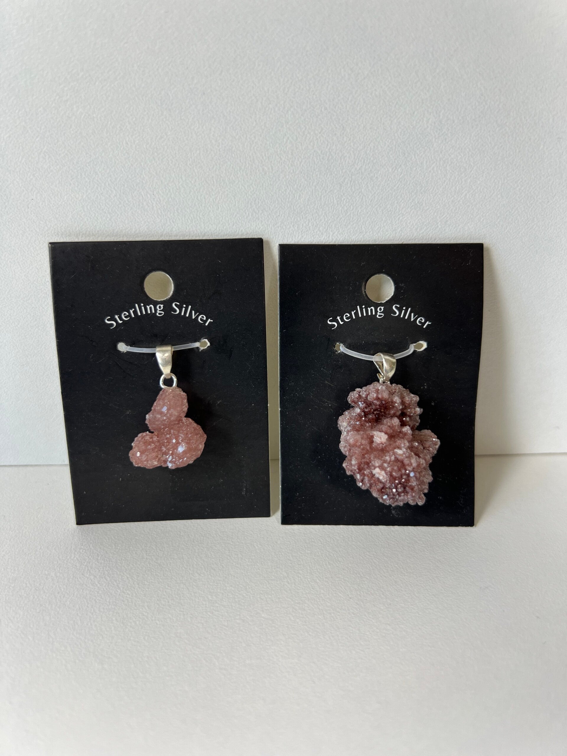 Roze chalcedoon zilveren hanger